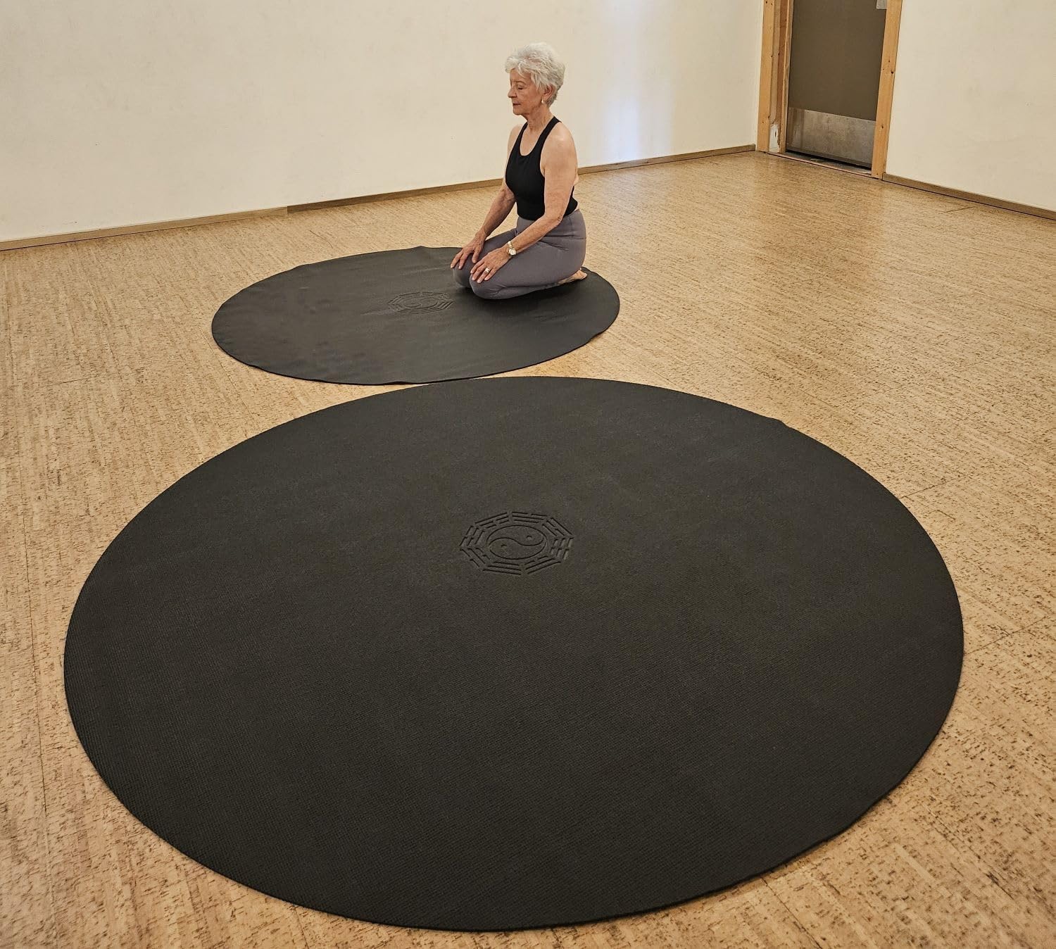 Pilates Yoga And Tai Chi - 72인치(6피트) 대형 원형 요가 매트 명상