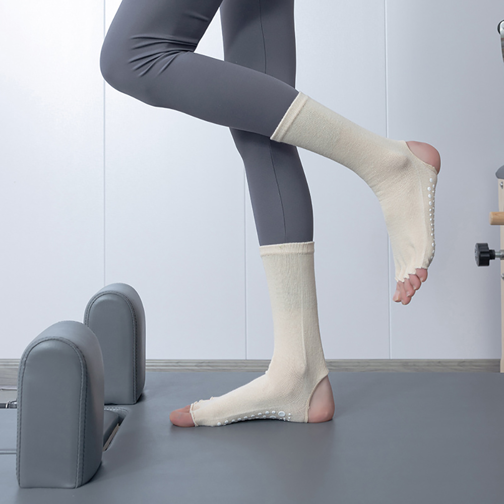 실리콘 논슬립 토리스 필라테스 양말 전문가용 5개 손가 - Pilates Yoga Hose 리뷰 및 가격